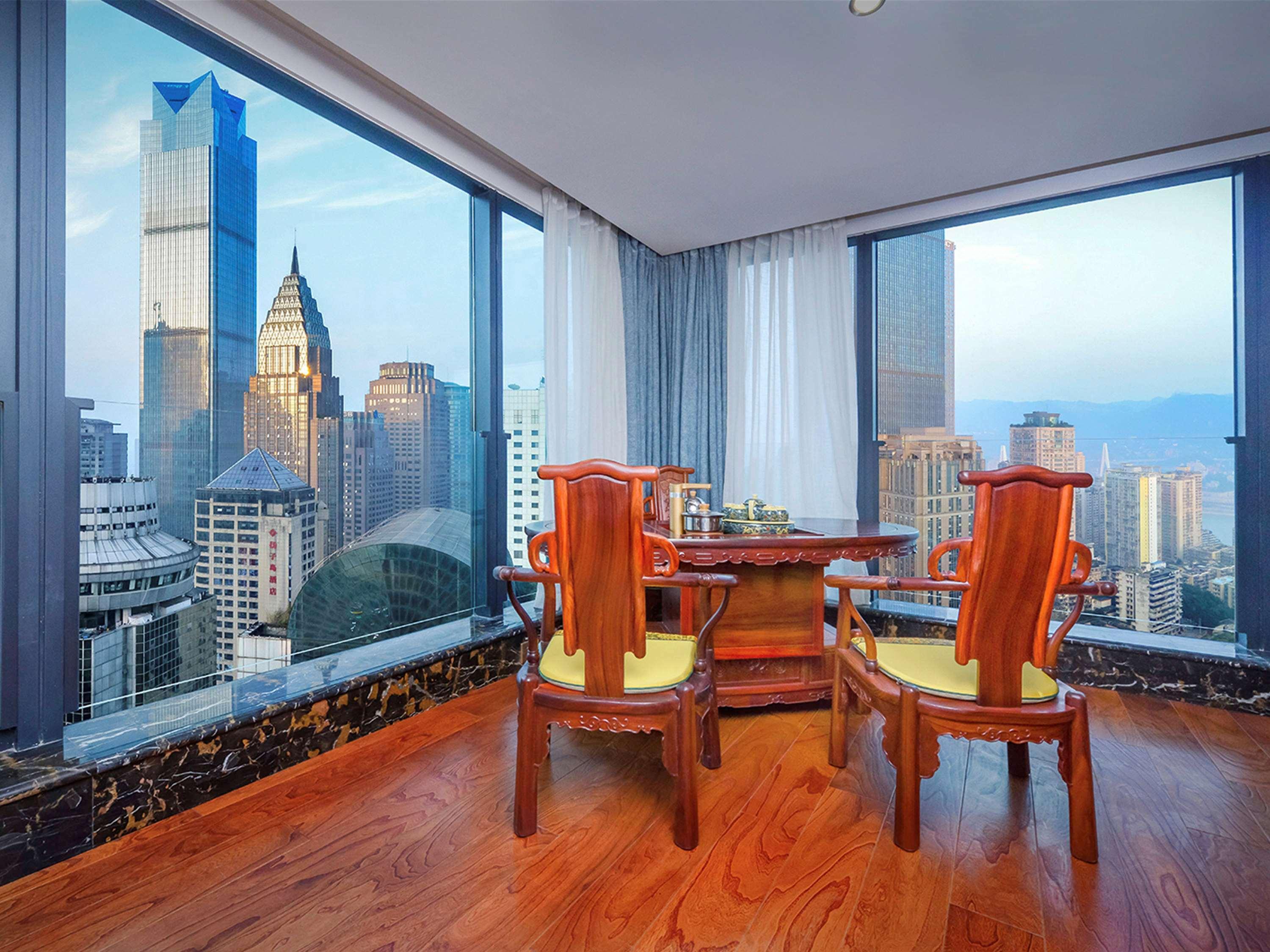 Mercure Chongqing Downtown Экстерьер фото