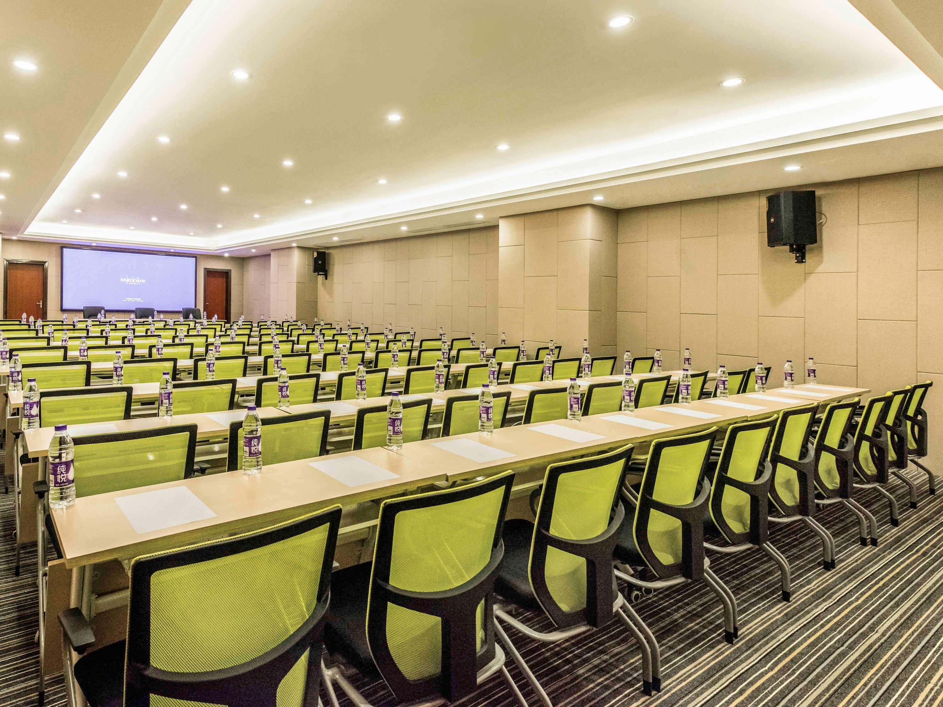 Mercure Chongqing Downtown Экстерьер фото