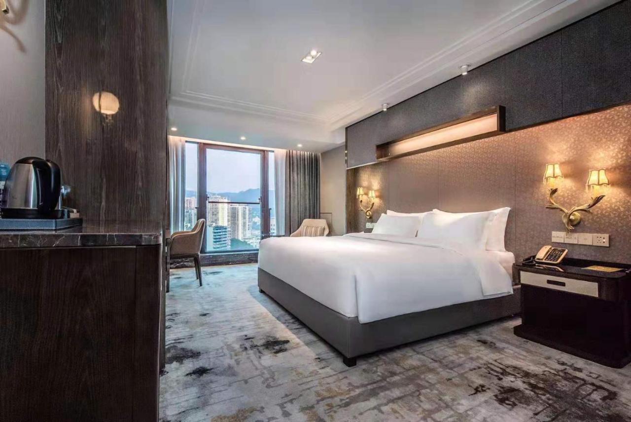 Mercure Chongqing Downtown Экстерьер фото