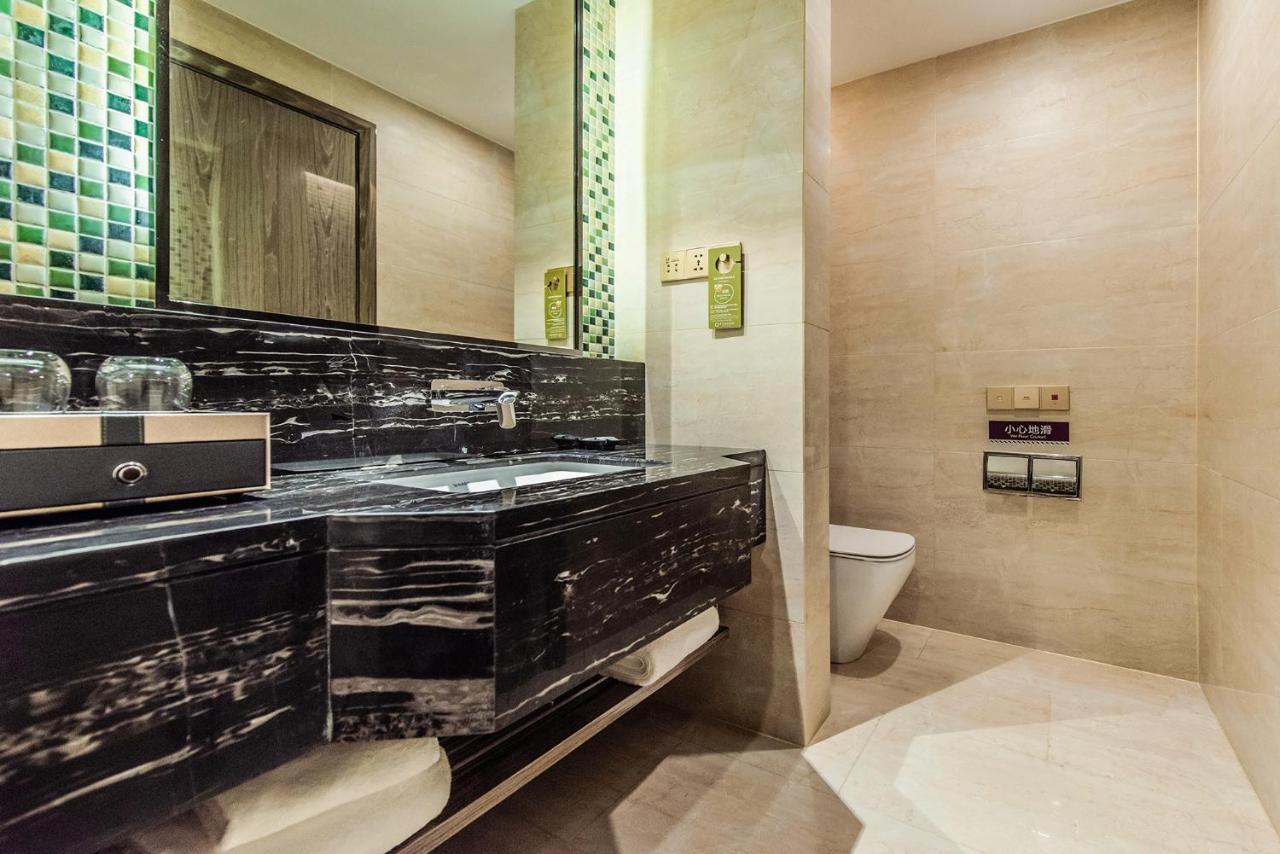 Mercure Chongqing Downtown Экстерьер фото